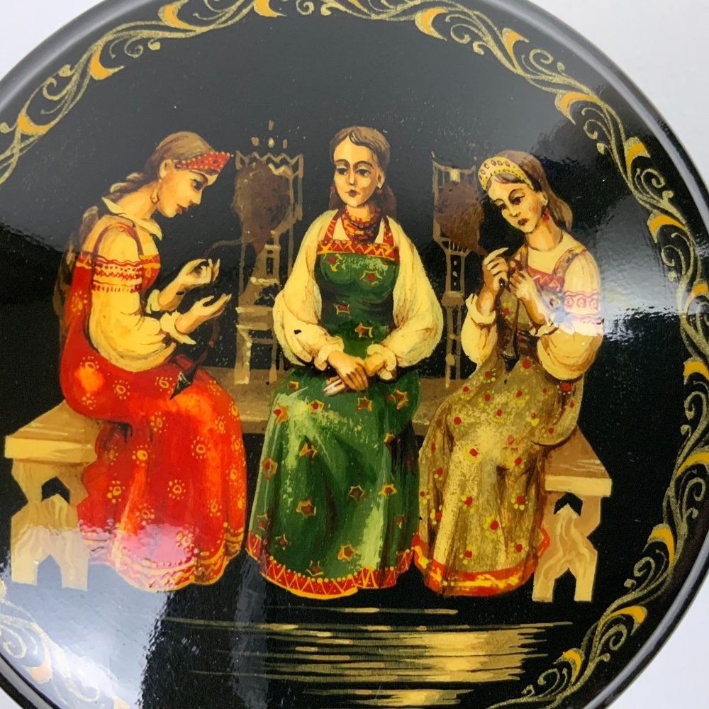 Vintage Russian Hand Painted Lacquer Round Box 3 Sisters Folk Art - Picture 16 of 16